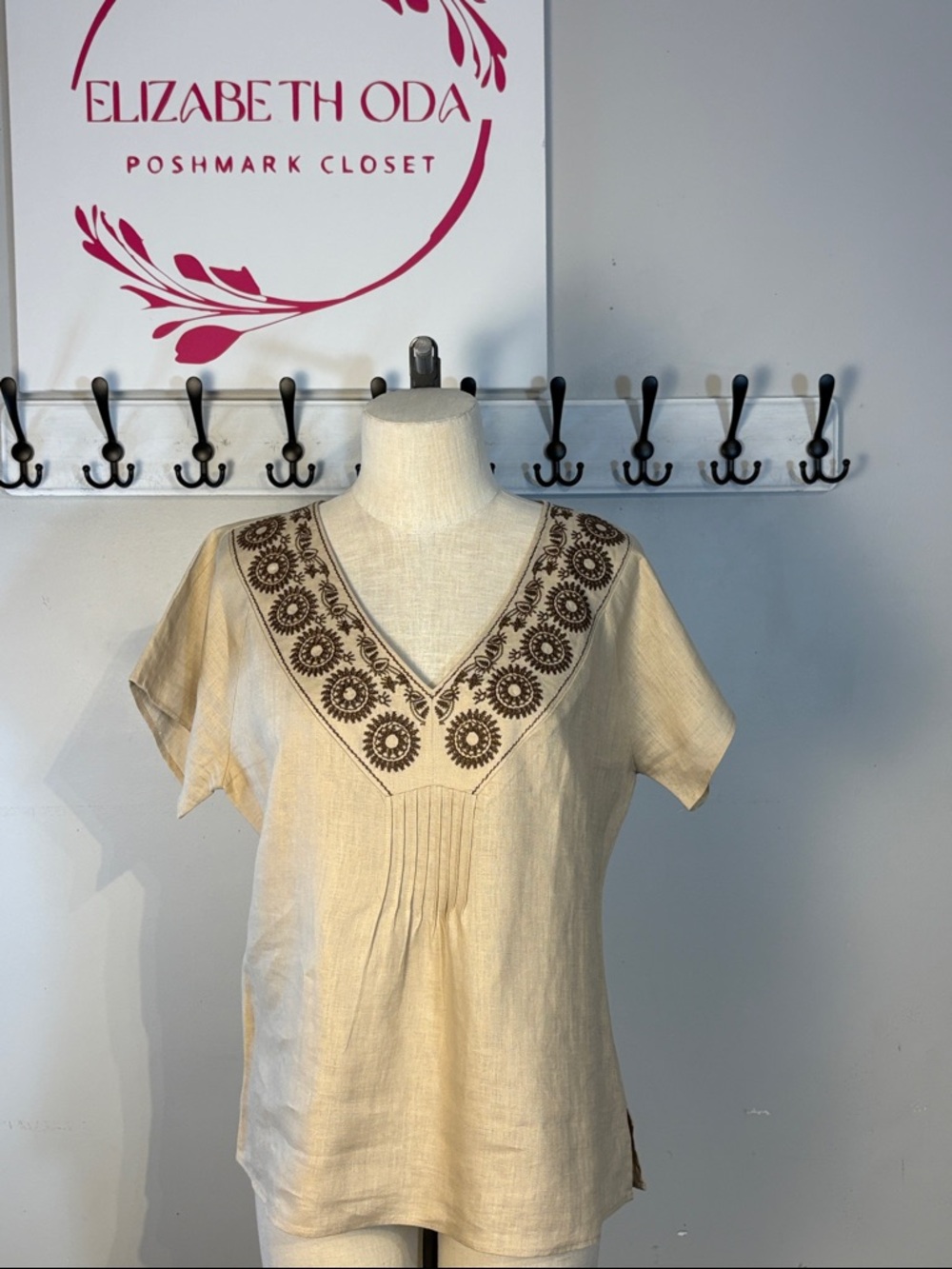 Embroidered V-Neck Linen Top in oatmeal tan size Large